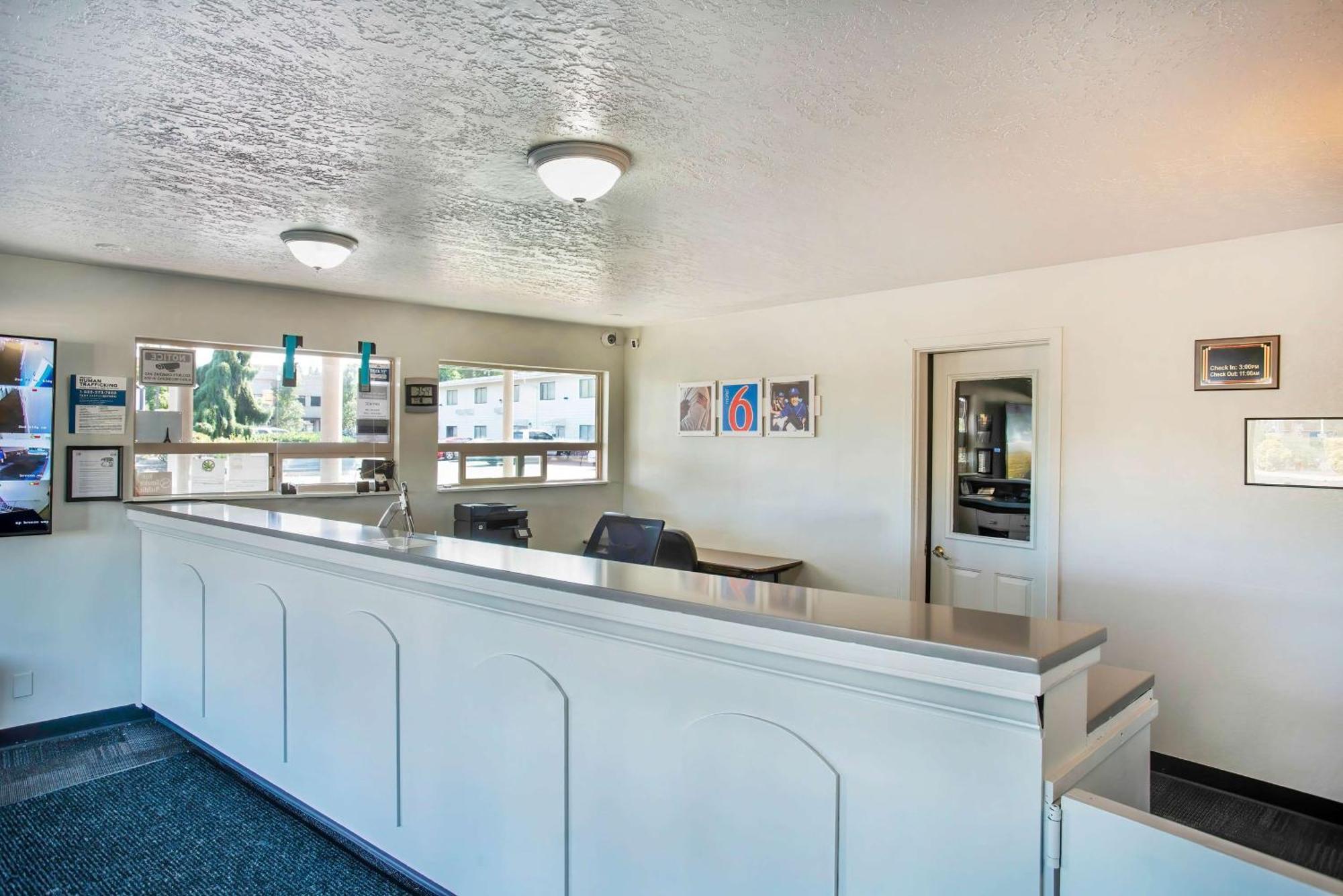 6-gresham, Or - Portland Hotel 2*